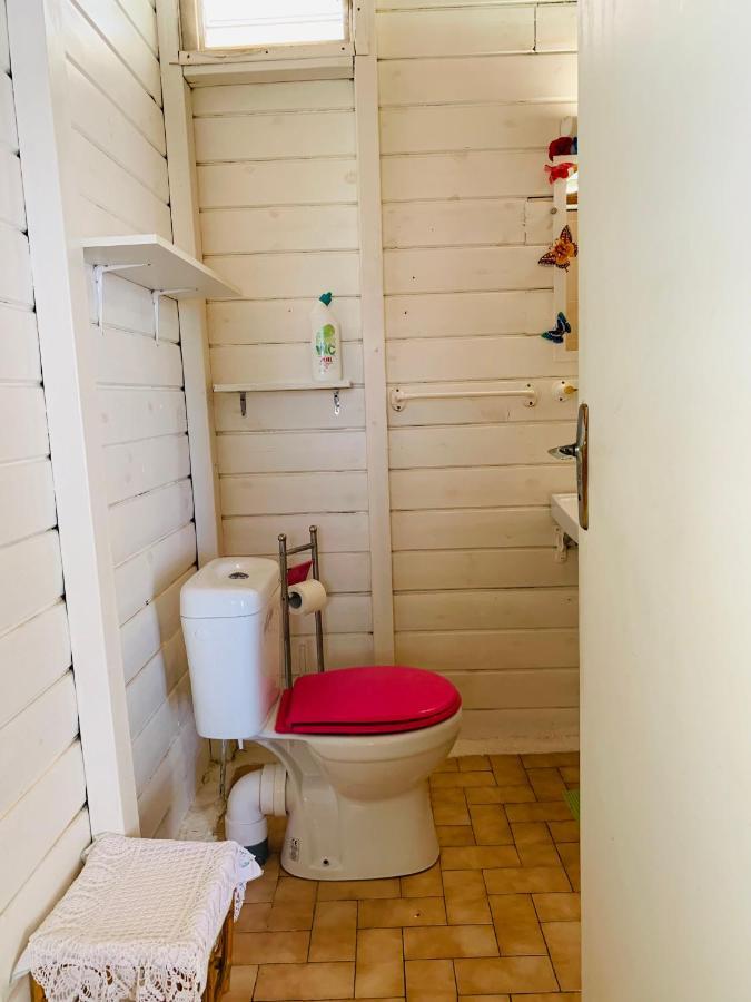 Gîtes TRESOR Sainte-Anne  Extérieur photo